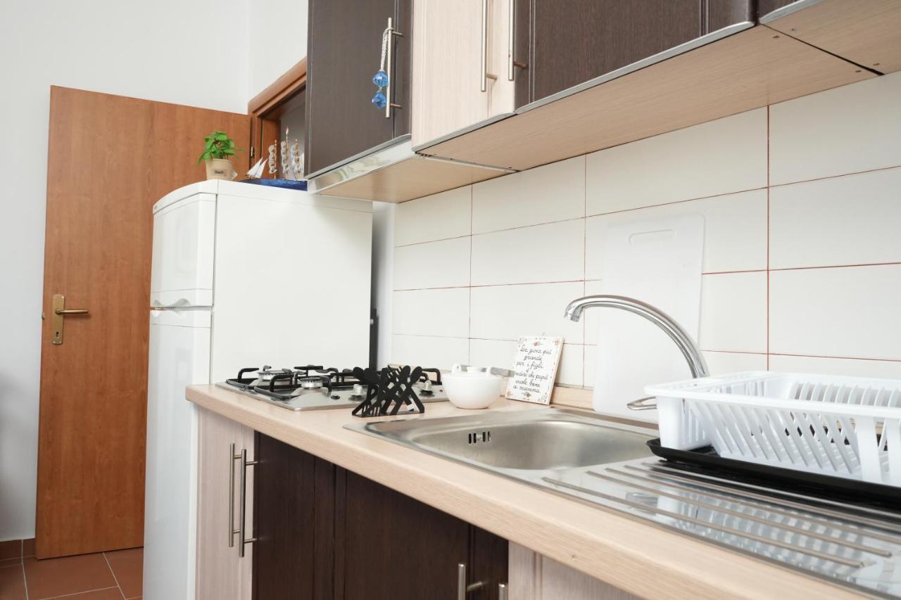 Merry's Apartment Durres
